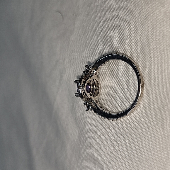 LAB CREATED ALEXANDRITE RING - Picture 9 of 10